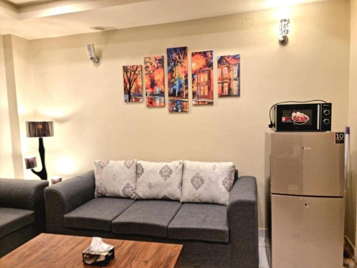 Comfortable & Lovely 1 Bed Apt In Bahria Town Rawalpindi Exterior photo